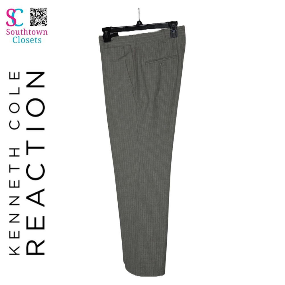 Kenneth Cole Reaction Check Flat Dress Pant. 33x30. 64% Polyester & 36% Viscose
